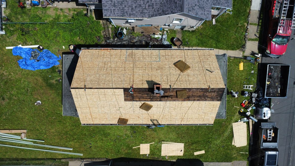 Commercial & Residential Roofing for Ridge Point Roofing in Venetia, PA