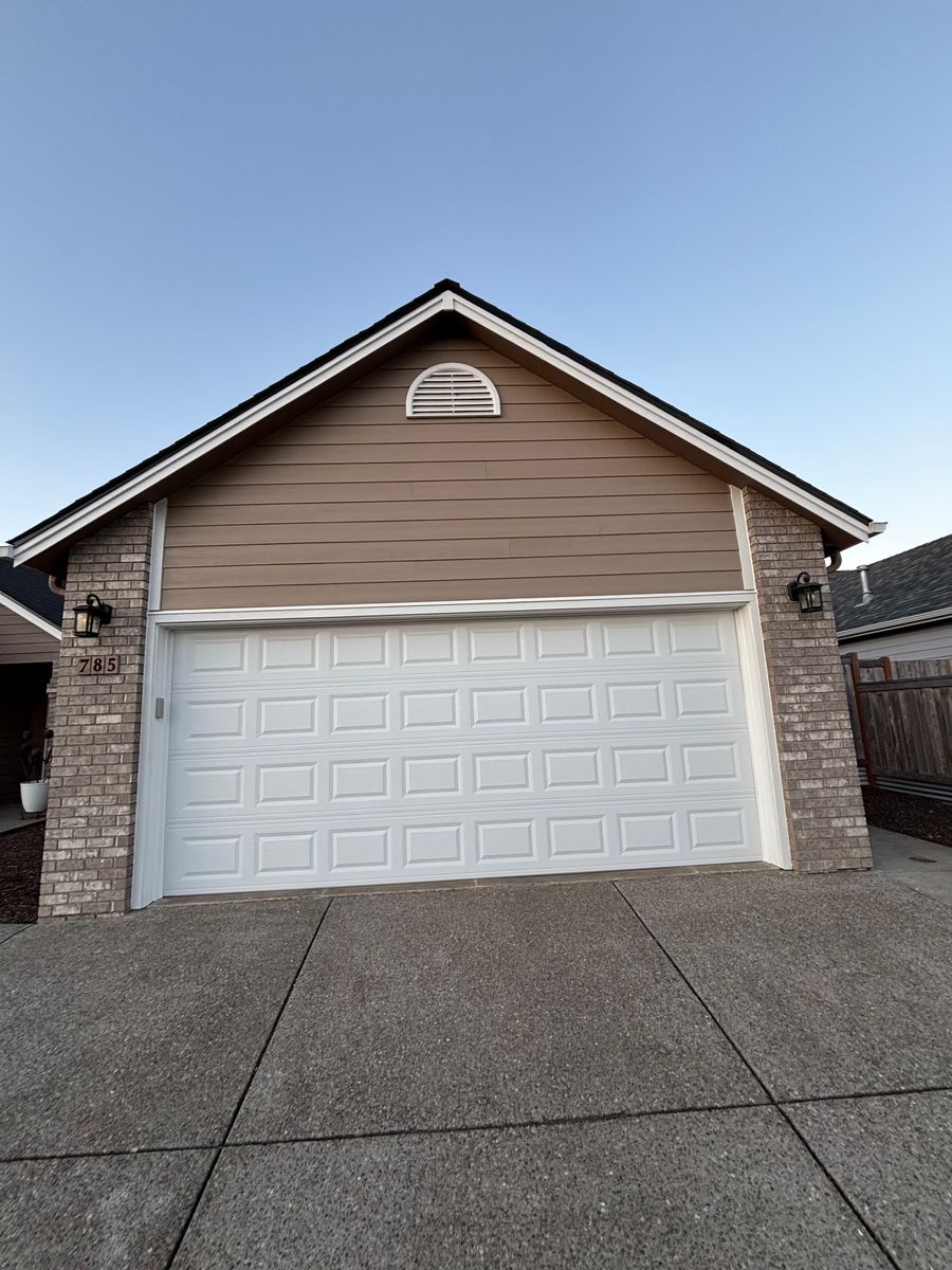 Siding for C&A Concrete Construction in Salem, OR