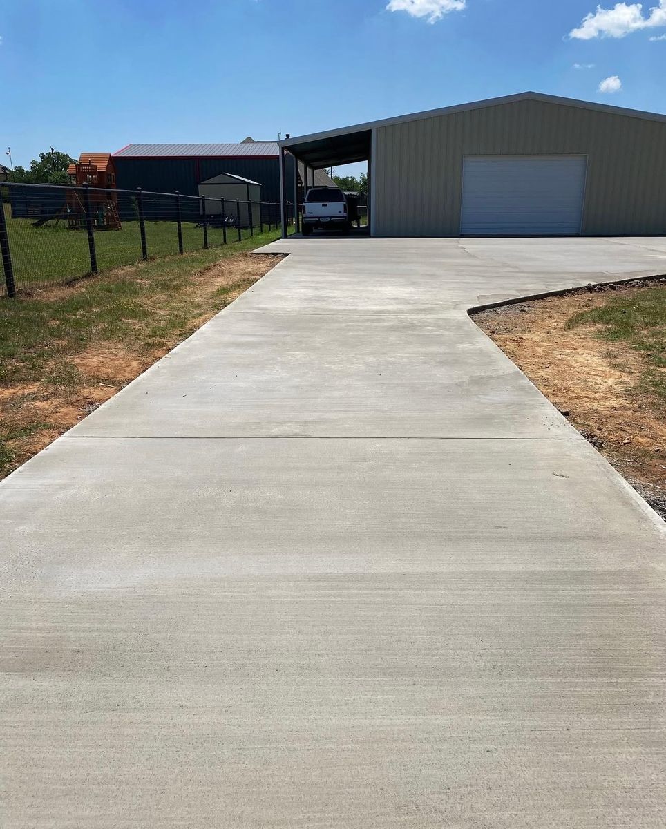 Driveways for G2 Custom Concrete in Dallas, TX