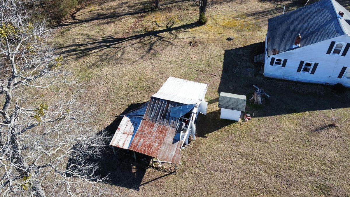Demolition and Hauling for Junk B Gone in Rougemont, NC
