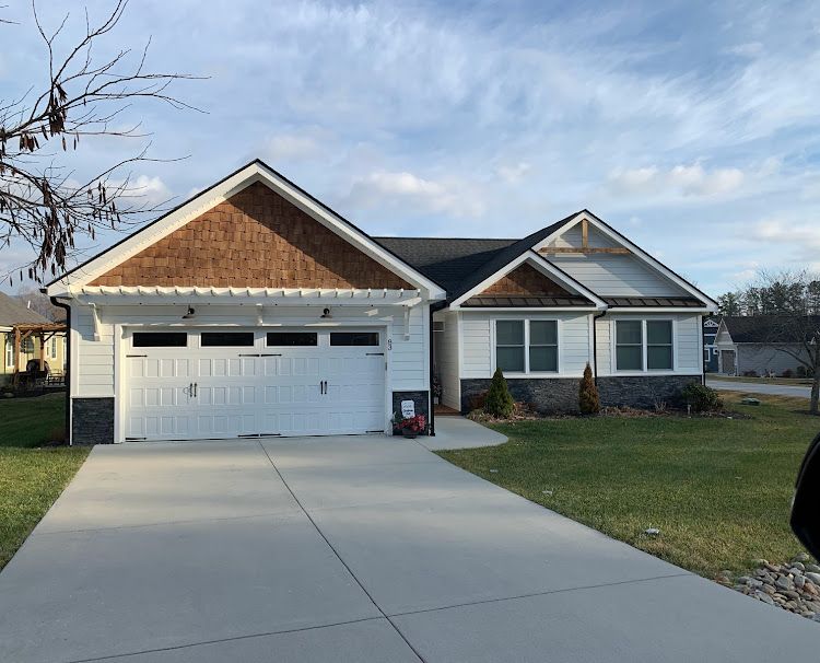 Concrete & Driveway Cleaning for Precision Pressure LLC in Hendersonville, NC