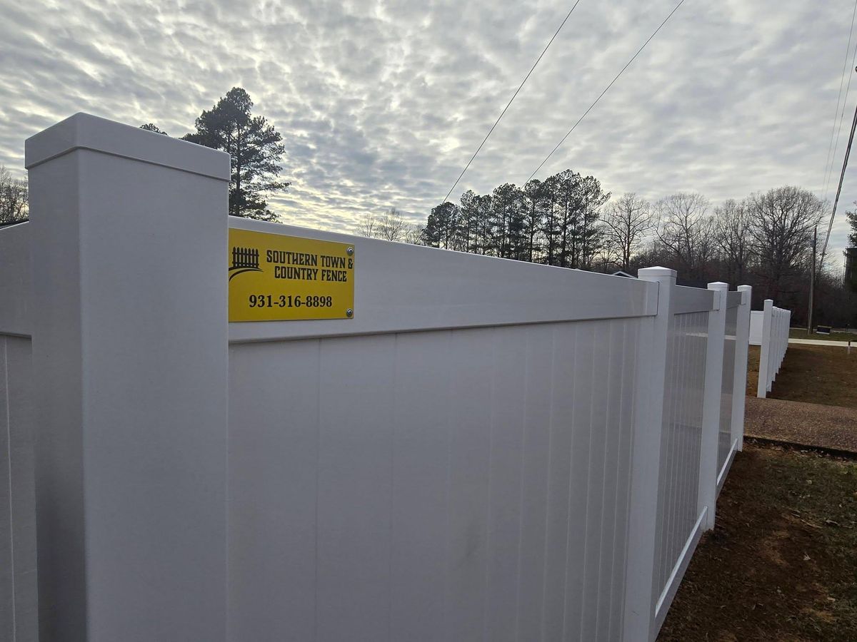 Fence Installation for Southern Town & Country Fence in Sparta, TN