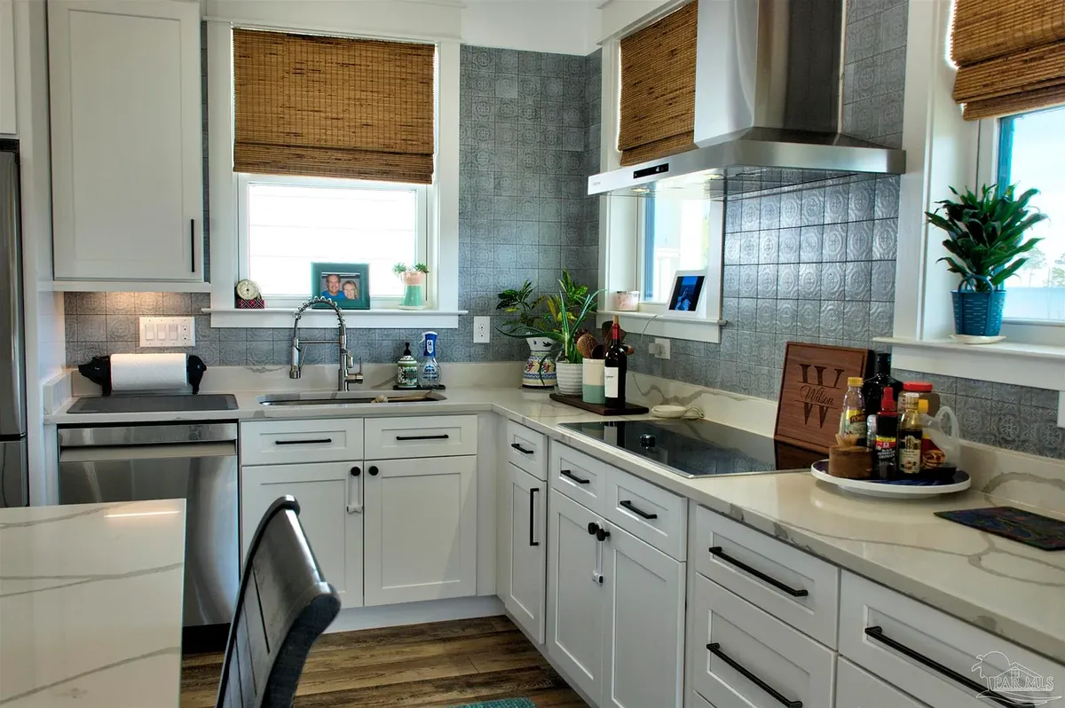 Kitchen Renovation for Boomer Builds in Gulf Breeze, FL