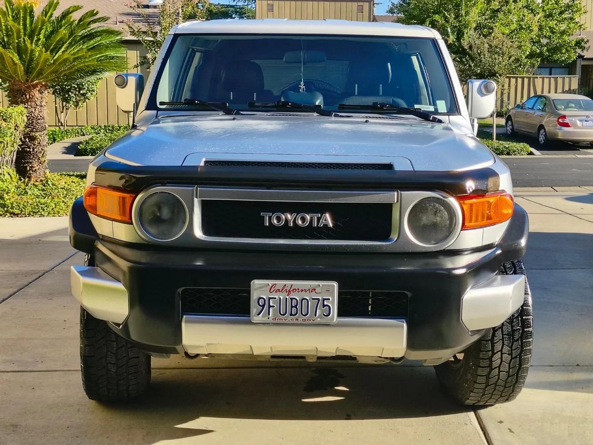 Standard Detail for Apex Mobile Detail LLC in Linda, CA