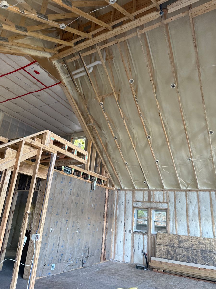 Blown Insulation for D&J Insulation in Howard Lake, MN