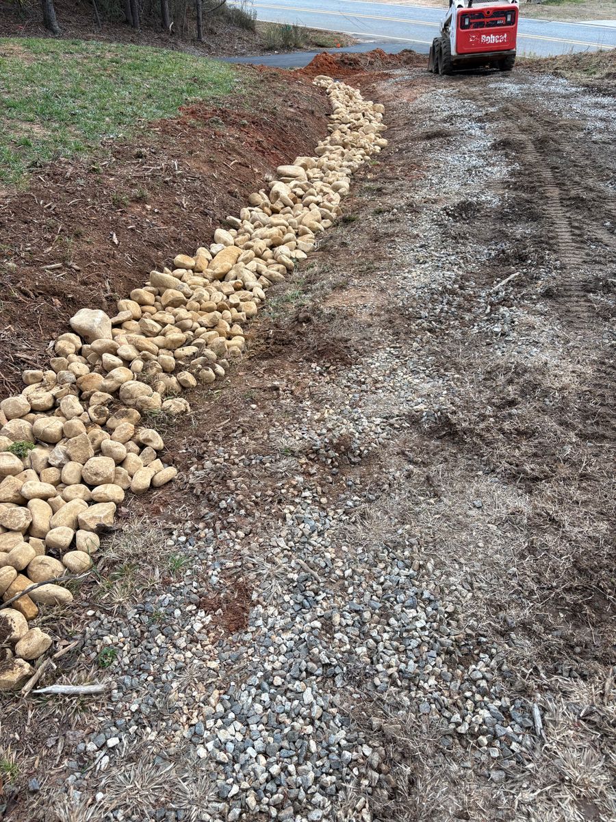 Rock Beds & Sod Installation for Taylormade Lawn Management in Clarkesville, GA