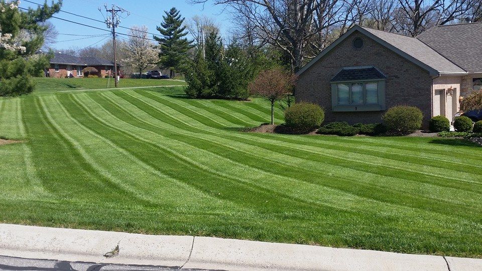 Mowing for Ryt's Landscaping LLC in Cincinnati, OH