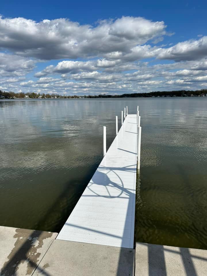 Custom Docks for Tri-State Docks in  Angola,  IN