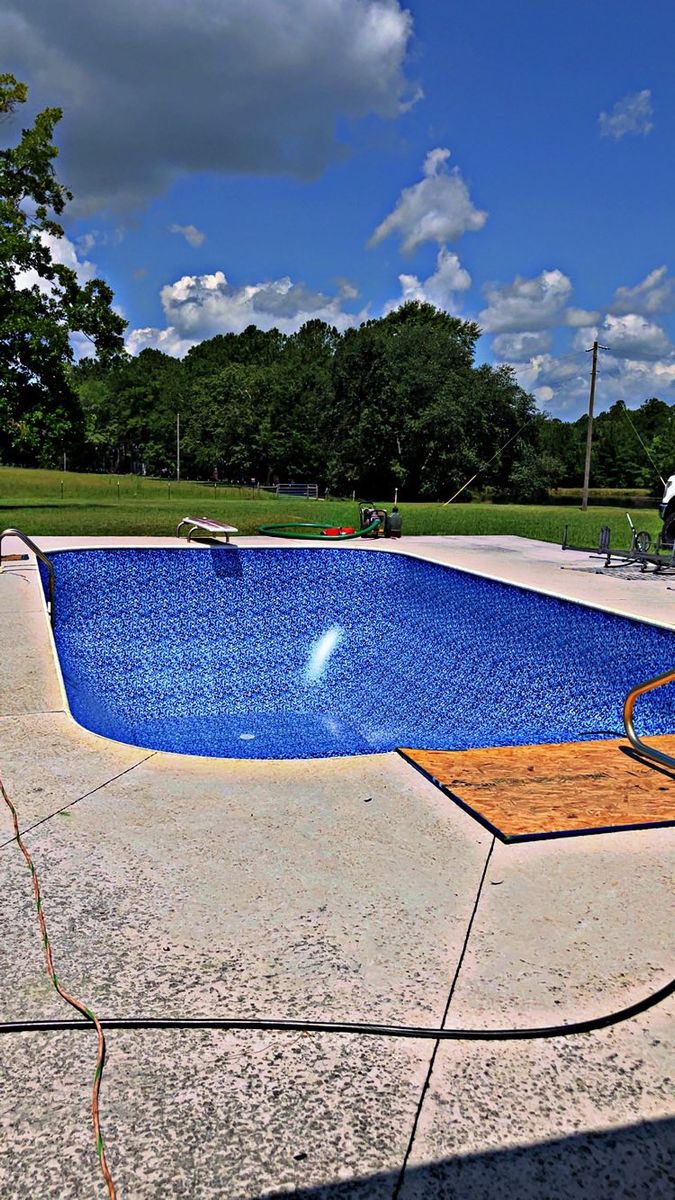 Pool Liner Work for Weeks Pool & Spa in Thomasville, GA