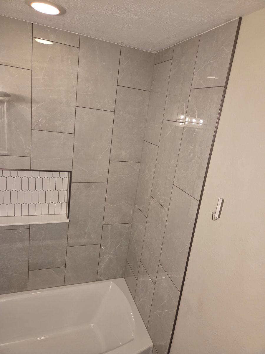 Bathroom Remodel for D&J Custom Floors in Nederland, TX