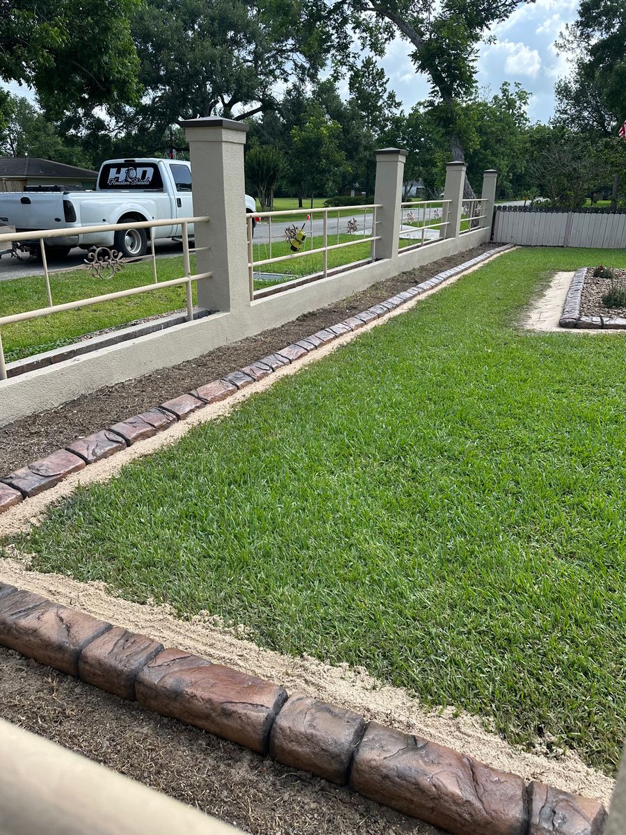 Landscaping for Texas Curb N Borders in Houston, TX