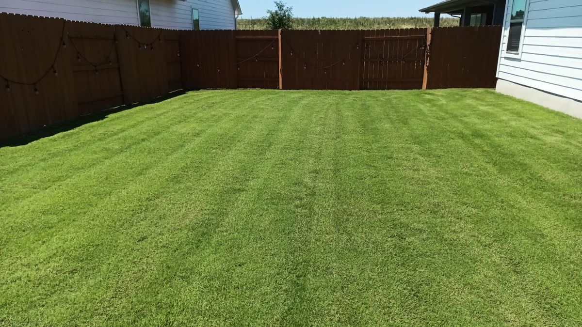 Landscape for Green Pastures Lawn Care in Bastrop, TX