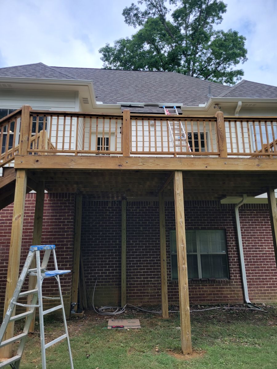 Rotten Wood Replacement for Squeaky Clean Windows Gutters & More in Hoover, AL