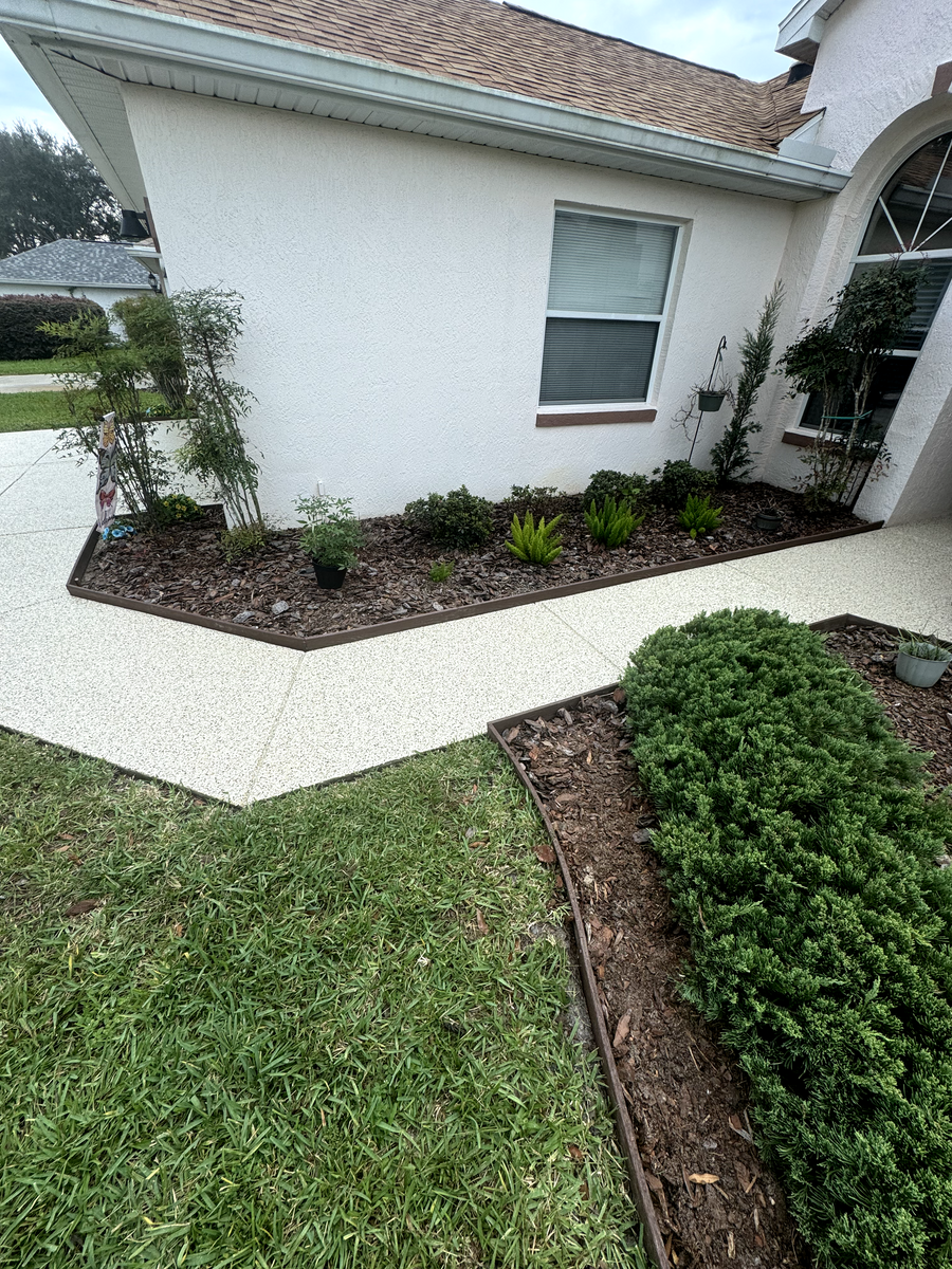 Landscape Boarder for Young's Lawn Services LLC in Ocala, FL