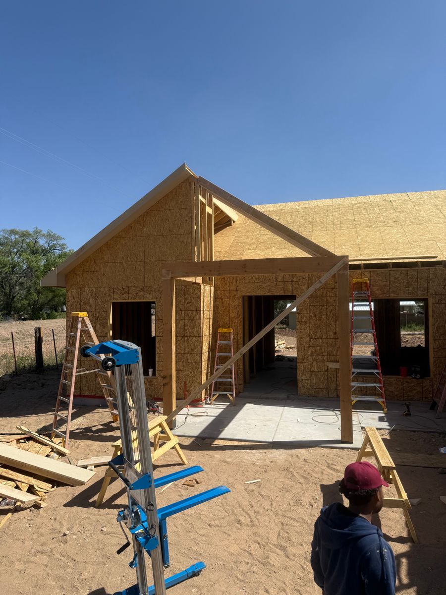 Custom Home Construction for Warriors Framers NM  in Los Lunas, NM