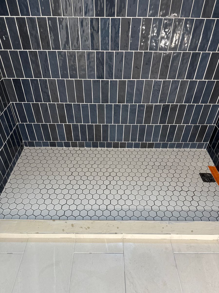 Tiling for Universal Flooring Inc. in Sacramento, CA