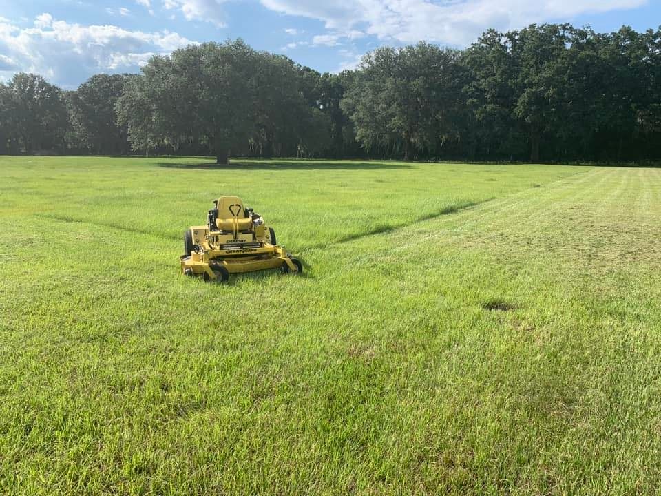 Landscape Maintenance & Mowing Services for Kings Legacy Services in Gainesville ,  FL