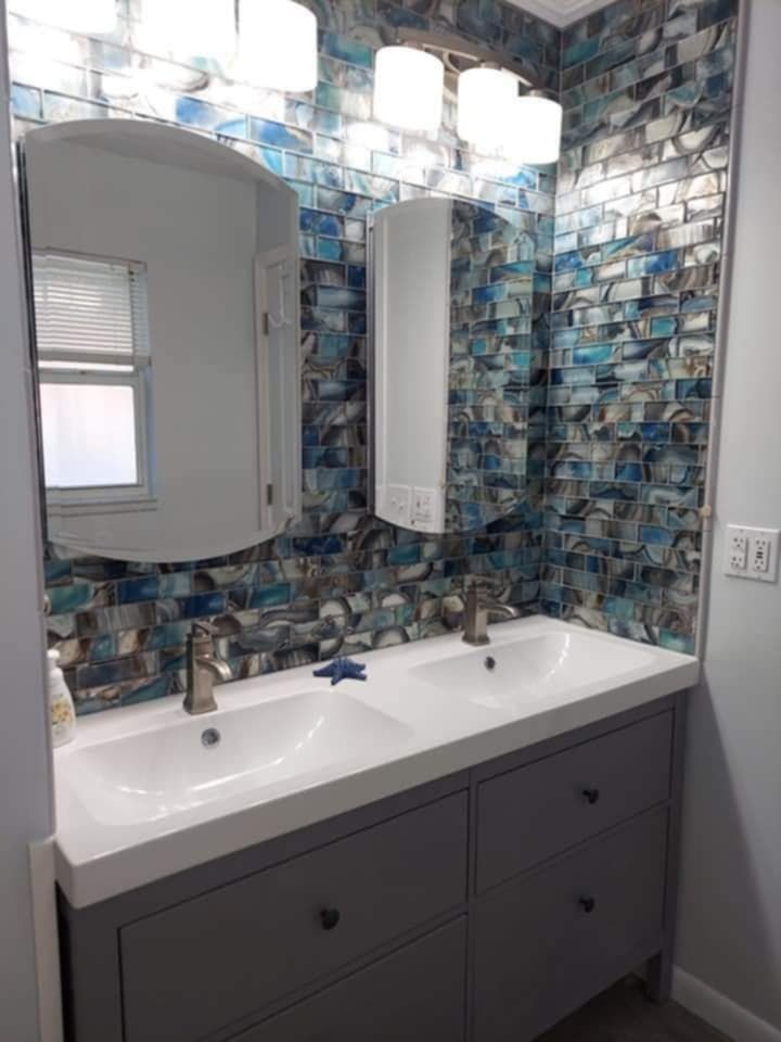 Tiling for Mick's Home Improvements LLC in Palm Bay, FL