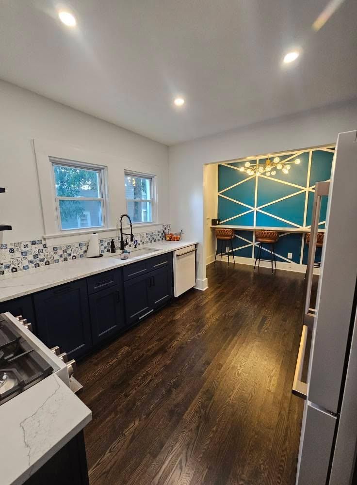 Flooring for MTR Contracting LLC in Robbins, NC