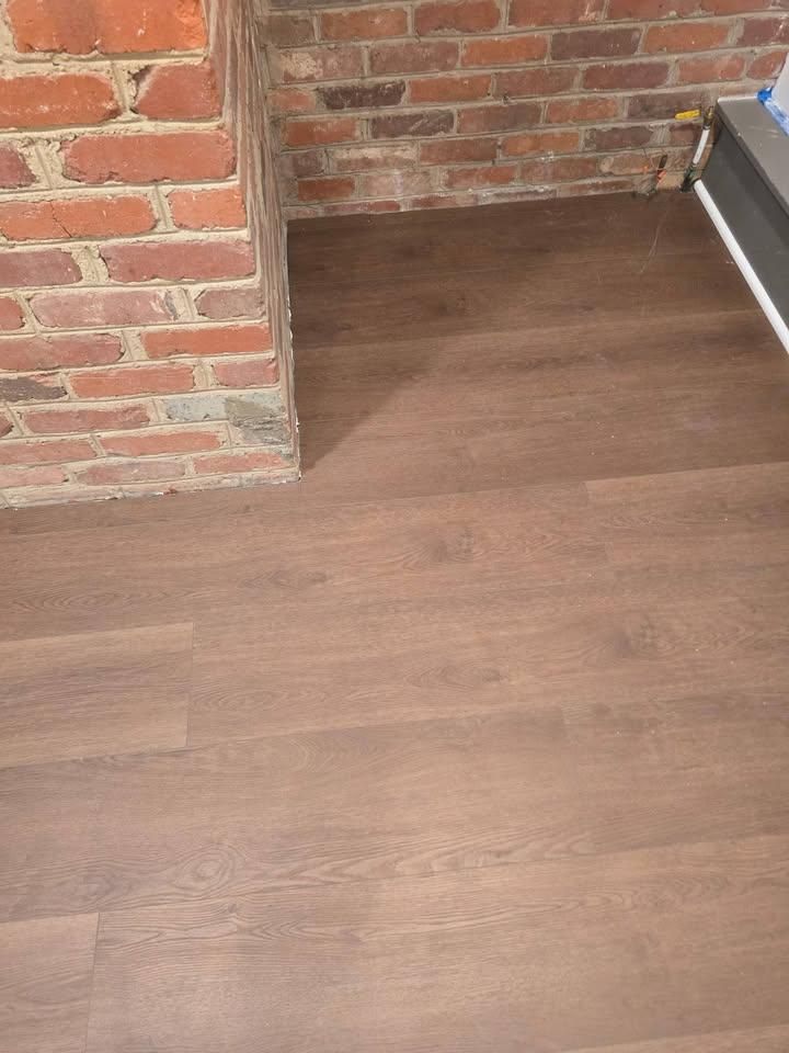 Laminate Flooring for Jason Tench Flooring LLC in Richmond, VA