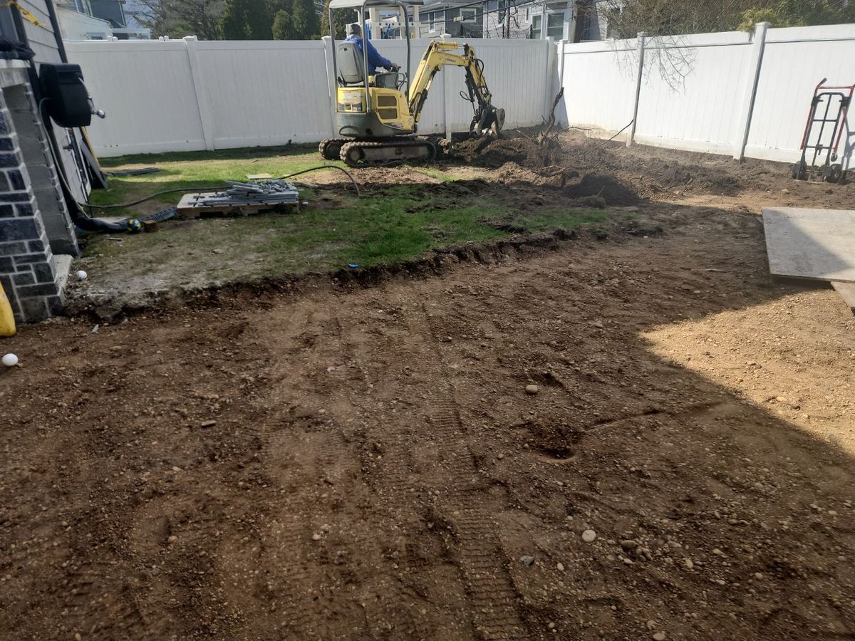 High End Residential Design & Install for Elegant Lawns & Landscaping in Inwood, NY