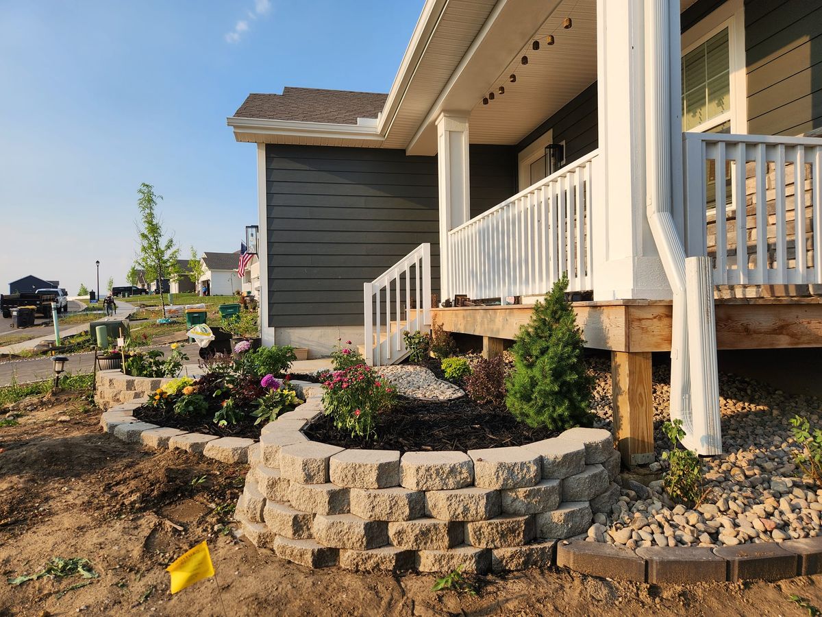 Mulch Installation for K & I Lawn Care Service  in Eden Prarie, MN