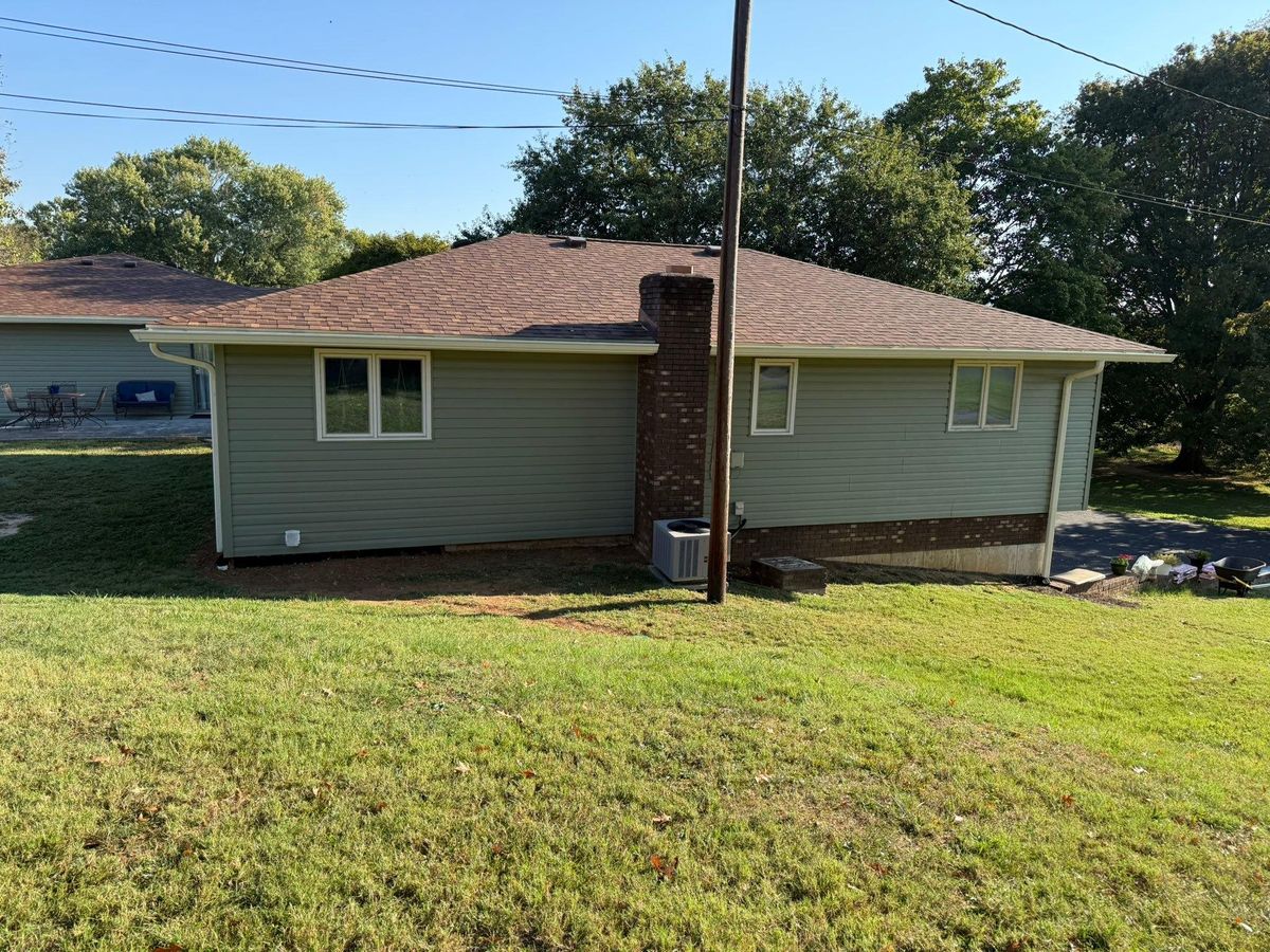 Shingle Roofing systems for KY Gutter Pro & Specialty Roofing Systems in Monticello, KY