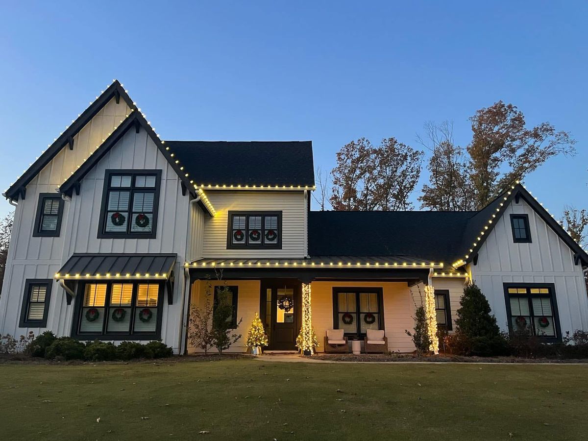 Christmas Lights for FunderFlow Commercial and Residential Pressure Washing Inc in Tupelo, MS