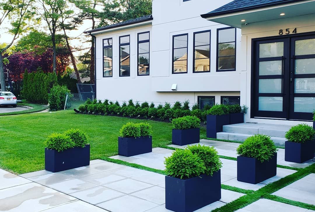 Residential Landscape Maintenance for Elegant Lawns & Landscaping in Inwood, NY