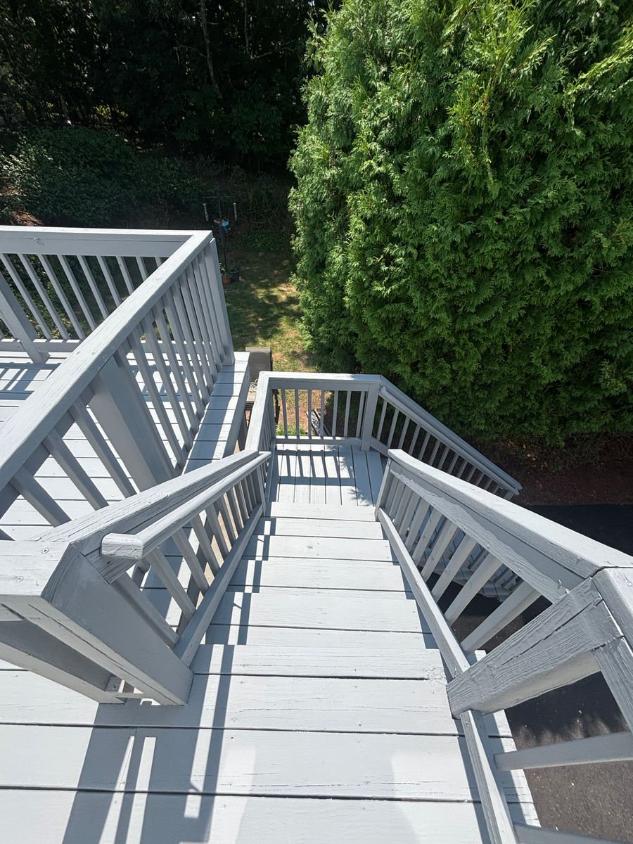 Deck Staining and Refinishing for Unlimited Softwash in Bellingham, MA