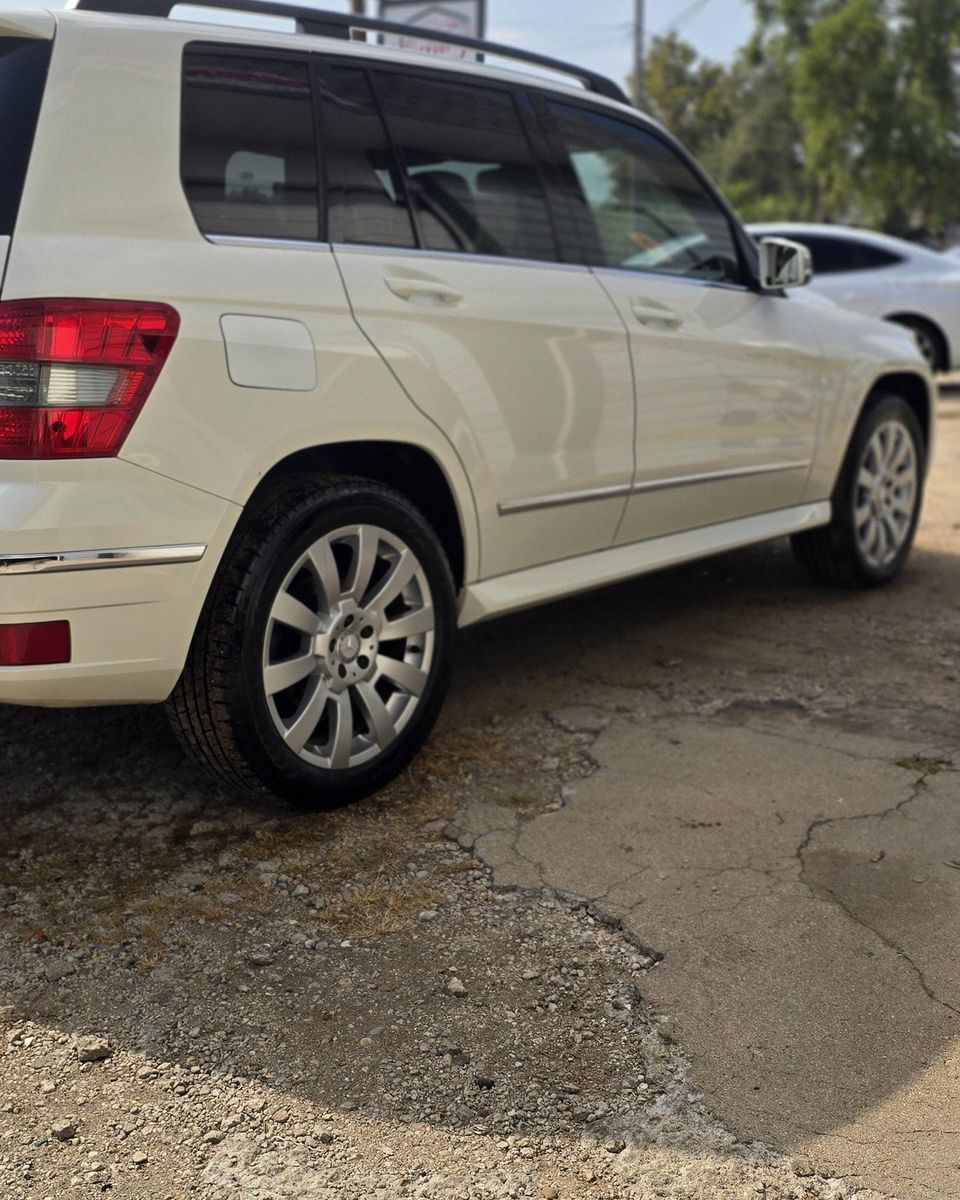 Full Detail Service for Luxury Auto Detail in Peoria, IL