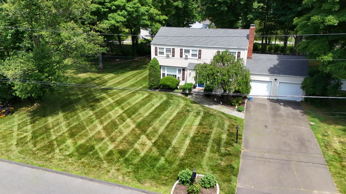 Weekly Lawn Maintenance for Ace Landscaping in Trumbull, CT