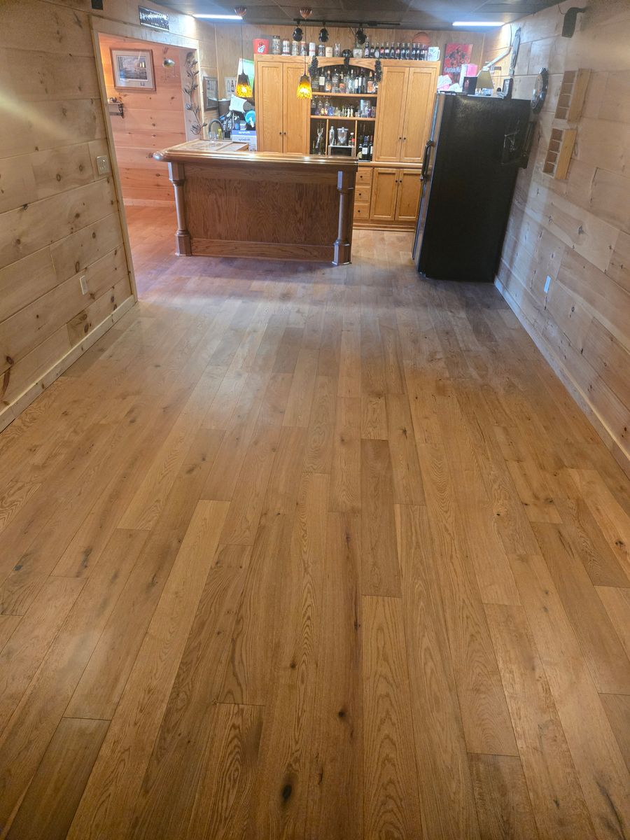 Hardwood Flooring for Gunderson & Ranieri Remodeling & Rentals  in Columbia,  SC