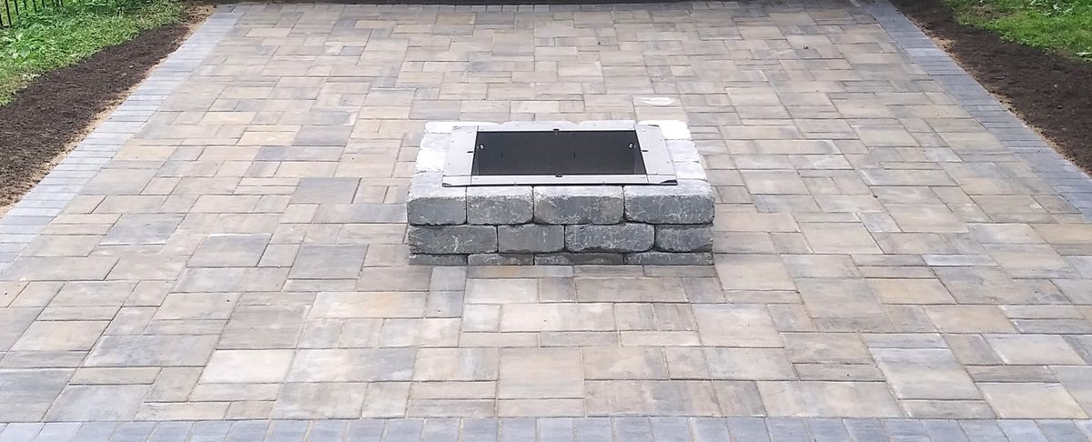 Firepit Patio Design & Construction for Humphries Hardscape - Pavers and Landscaping in Wyandotte, MI