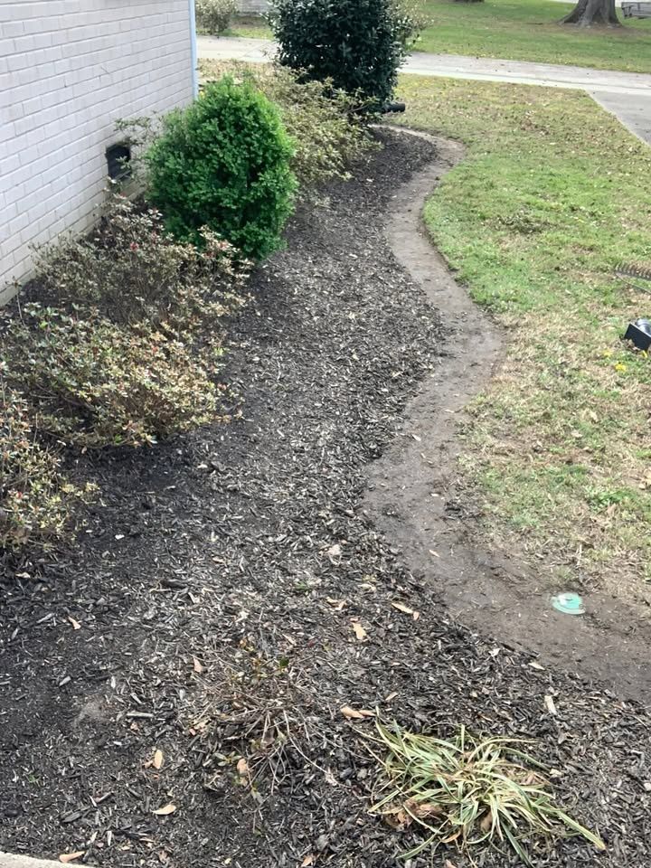 Tree & Shrub Care for Apex Lawn & Landscaping INC in Dyersburg, TN