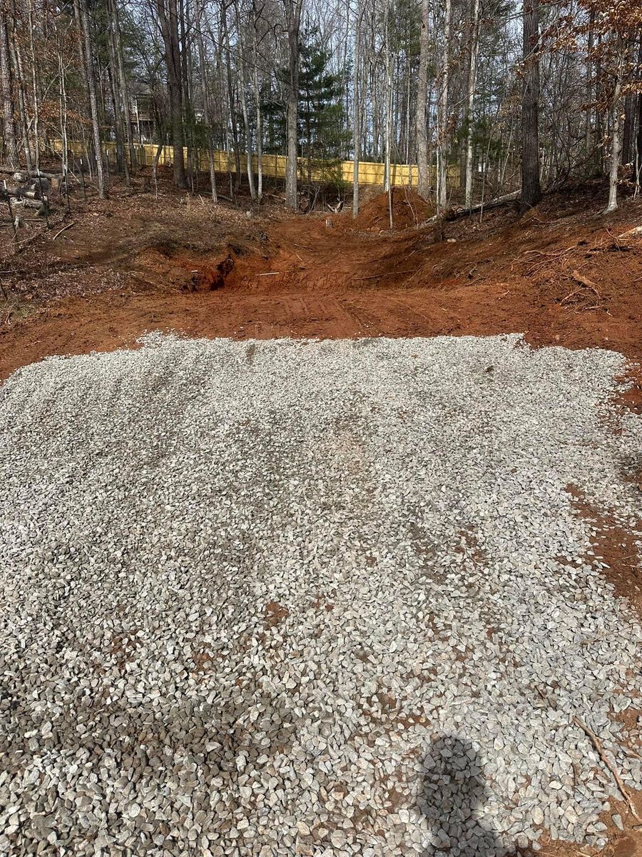 New Cut Driveways for T Crane Grading LLC in Clarkesville, GA