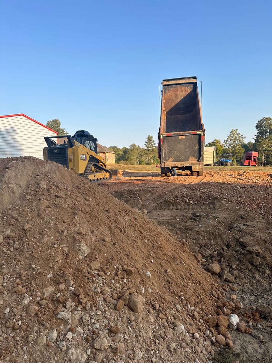 Hauling/Trucking for JUSTIN JACQUES LLC DBA DOUBLE J EXCAVATION in Nashville, AR