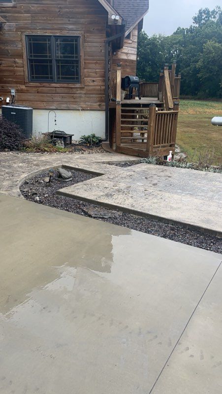 Concrete Driveway Installation for Immaculate Concrete and Construction in Troy, IL