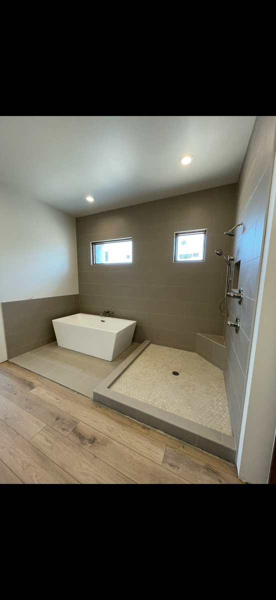 Shower Tiling for C&N Flooring Solutions LLC in Chino Valley, AZ