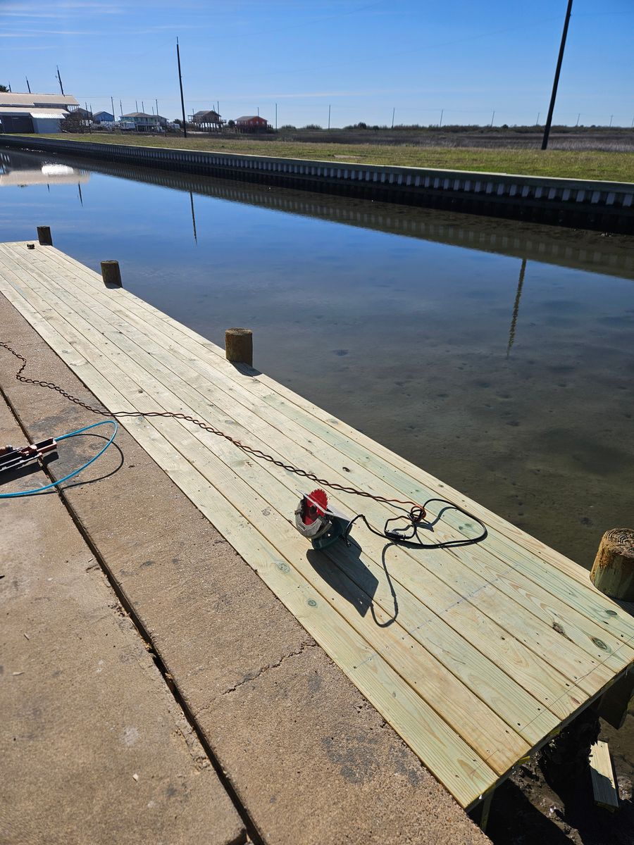 Deck and Patio Construction for Summers Construction in 77541, TX