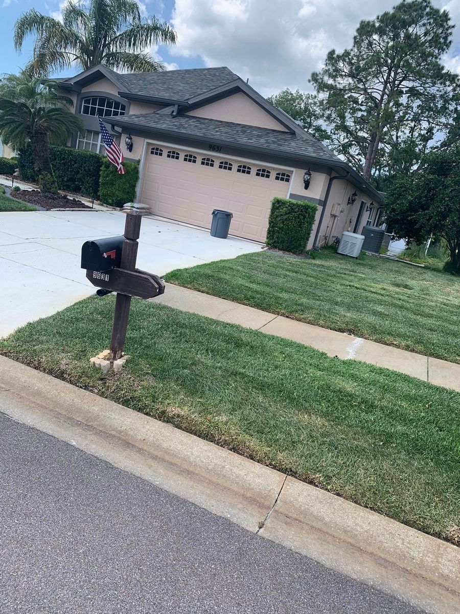 Mowing for Mitchell Lawn Service in Odessa, FL