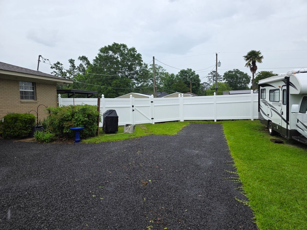 Commercial Fencing Services for Pine Belt Fence in Hattiesburg, MS