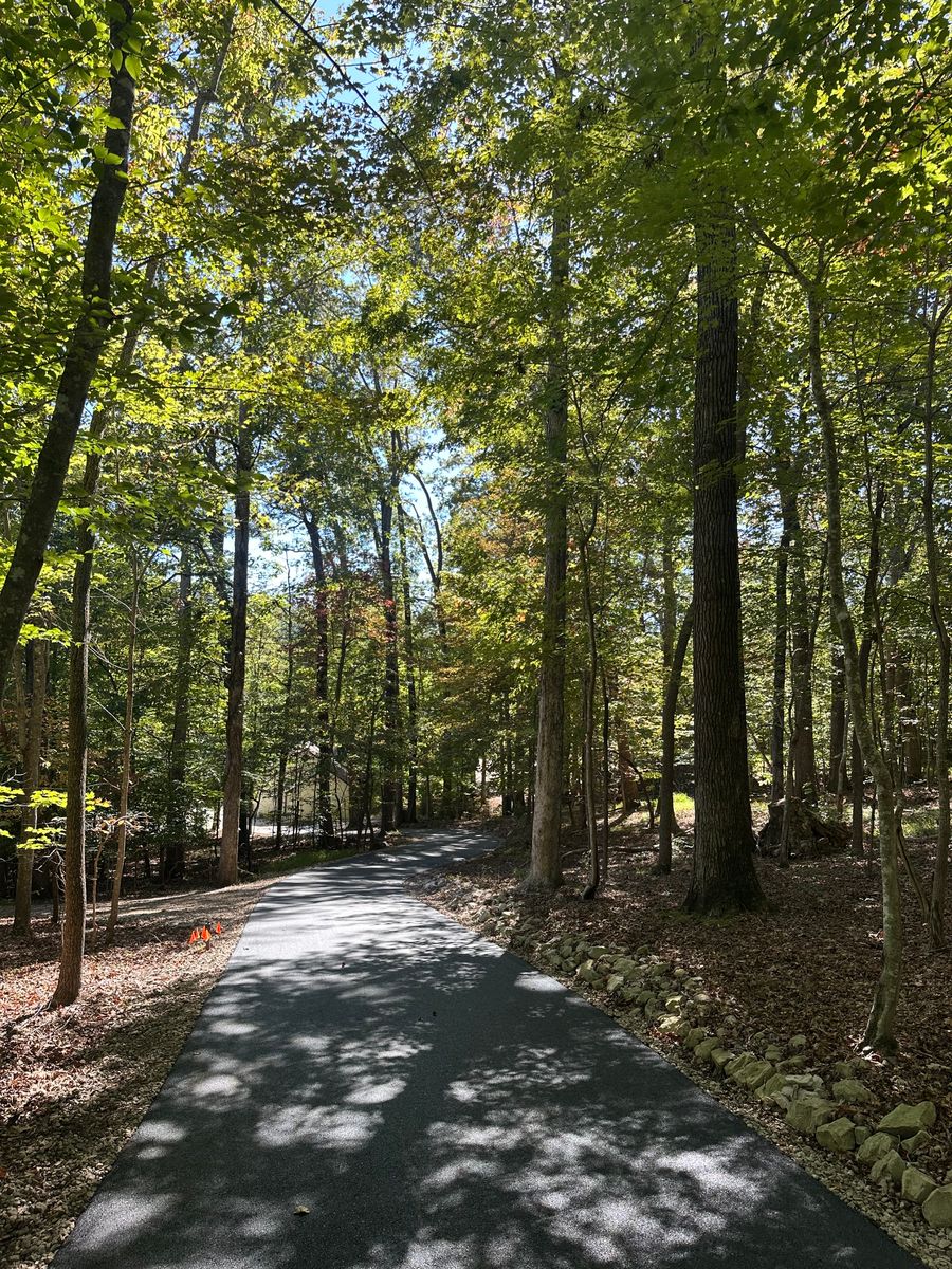 Asphalt Paving for Metzler Paving and Sealcoating in Jacksboro, TN