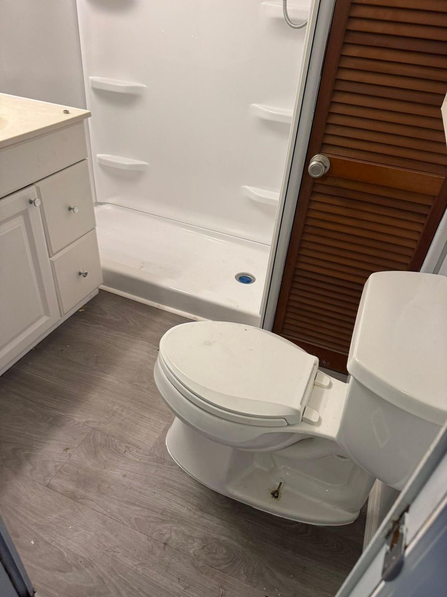 Bathroom Remodel for C/J Mobile Home Service in Floral City, FL