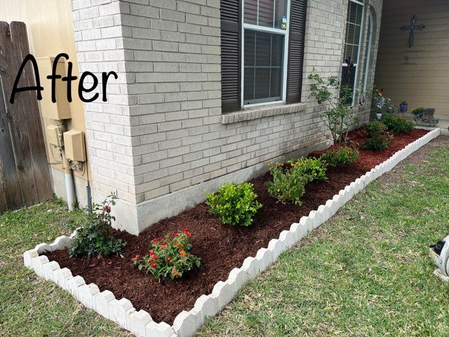 Mulch Installation for Green Turf Landscaping in Kyle, TX
