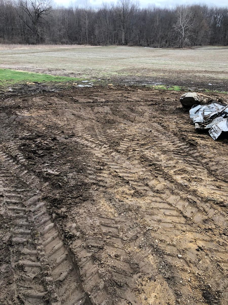 Land Clearing & Demolition for Mike Wilcoxson Excavating & Well Drilling in Pierceton,  IN