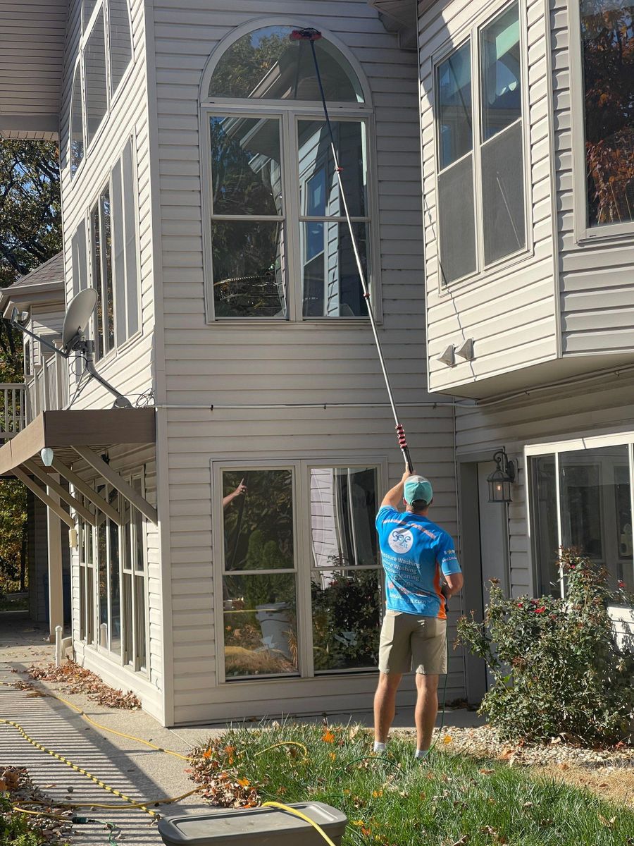 House Washing for See2it Clean in St Louis, MO