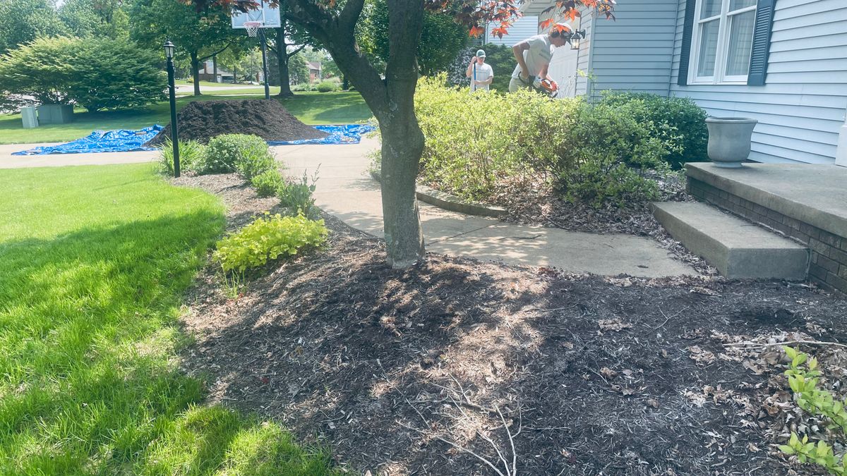 Mulch Installation for Green Stripes LLC in North Canton, OH