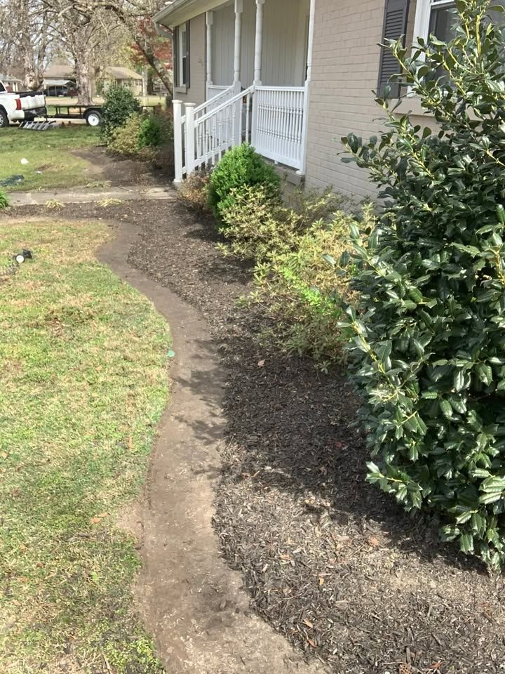 Tree & Shrub Care for Apex Lawn & Landscaping INC in Dyersburg, TN
