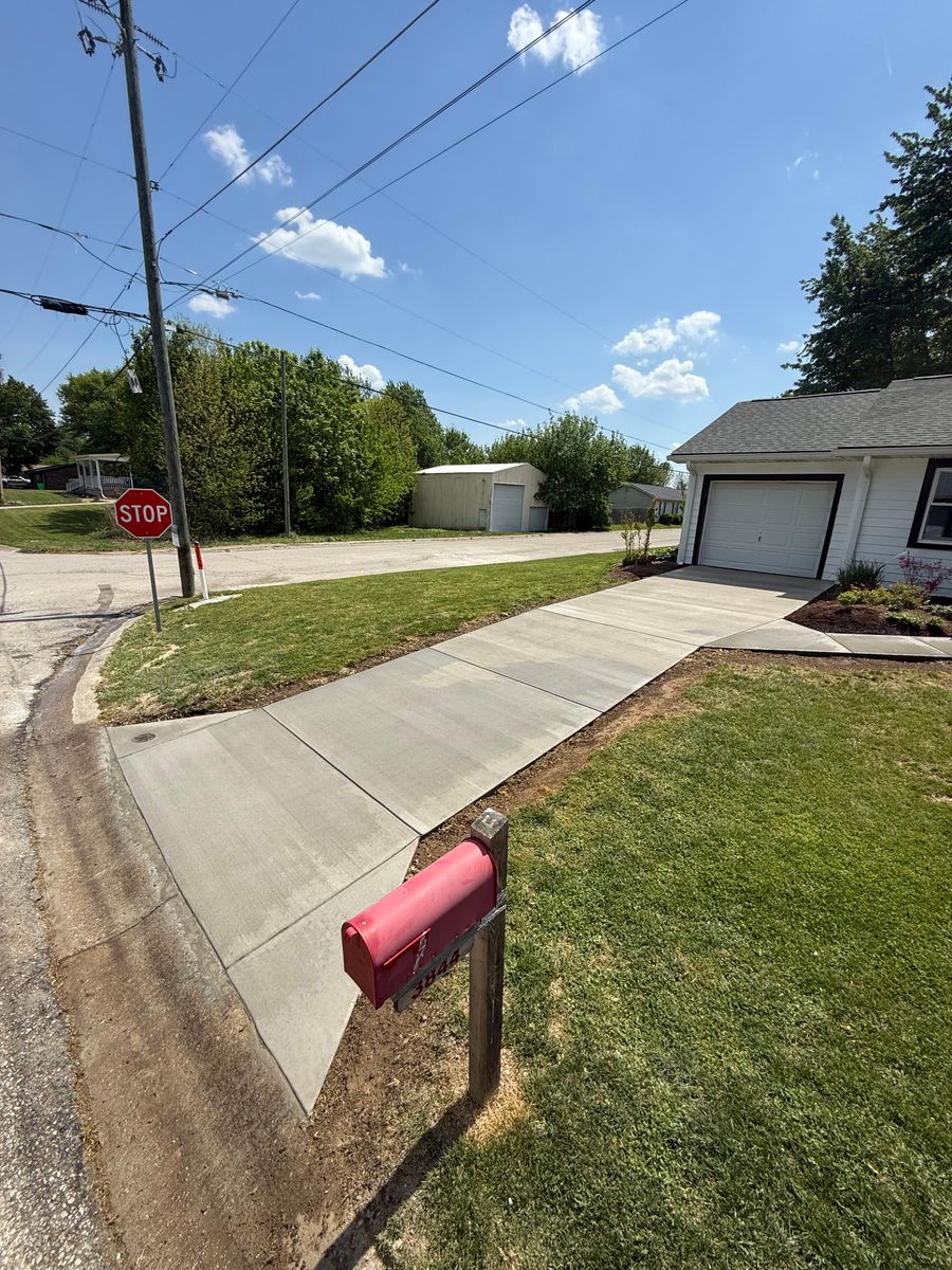 Sidewalk Installation for Buckel Concrete in New Albany, IN
